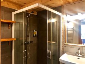 Chalets Ecrins Lodge : photos des chambres