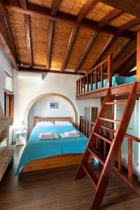 Ypatia Cozy Castle Suite Apartment with Loft Lakonia Greece