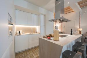 Bravissimo Mercaders, beautiful 3 bedroom apartment