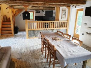 Maisons de vacances BERGERIE GRANGE DES 3 CIRQUES TROUMOUSE GAVARNIE ESTAUBE 4 personnes : Maison de Vacances