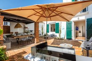 Villas Easy Cles- Gorgeous House with garden and hammam : photos des chambres