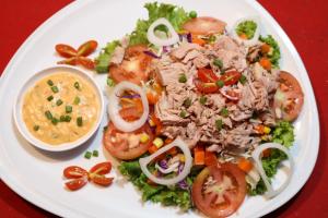 Hideaway Guest House And Bar