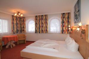 Double Room room in Hotel Garni Pradella