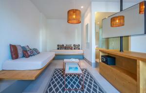 Dreambox Mykonos Suites Myconos Greece