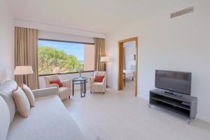 La Costa Hotel Golf & Beach Resort