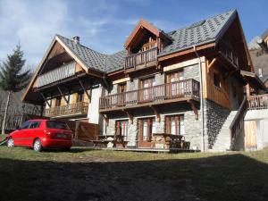 VAUJANYLOCATIONS - Chalets Clovis I & II : photos des chambres