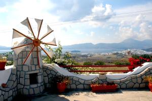 Christos rooms milos Milos Greece