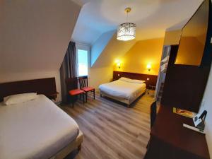 Hotels Logis Hotel Saint Paul : photos des chambres