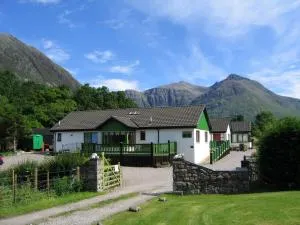 Holly Tree Cottage - Carnach
