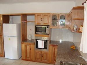 Rowsvilla Guest House