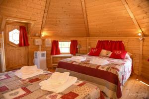B&B / Chambres d'hotes Domaine de La Courillere : photos des chambres