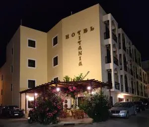 Titania Hotel Karpathos - 阿尔卡萨