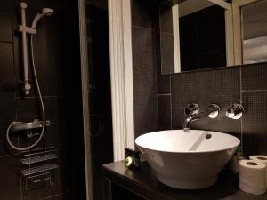 La Rose: Charming 2-room apartment in the heart of Nice - 3-min. from the beach