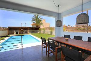 Villa Elpida, Kokkini Hani