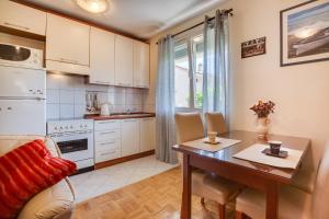 Apartment Sweet 