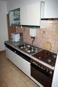 One-Bedroom Apartment with Terrace and Sea View room in Apartments by the sea Kneza Korcula - 168