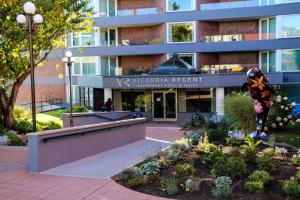 Victoria Regent Waterfront Hotel & Suites