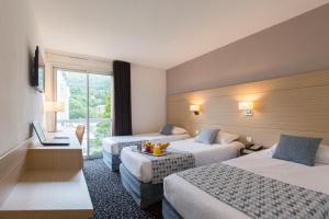 Hotels Hotel Le Mediterranee : Chambre Triple