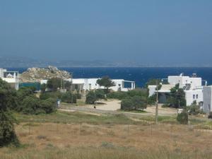 Kolona Studios Naxos Greece