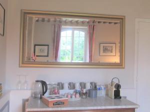 B&B / Chambres d'hotes Bed & Breakfast Chateau Les Cedres : photos des chambres