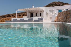 Ventu Luxury Suites Paros Greece