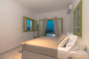 Ventu Luxury Suites Paros Greece