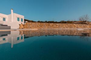 Ventu Luxury Suites Paros Greece