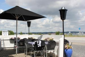 Sølyst Kro- Restaurant og Hotel IS