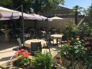 Hôtel Restaurant La Boule dOr