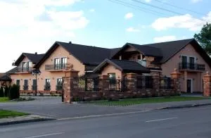 Dworek Saski - Krogulcza