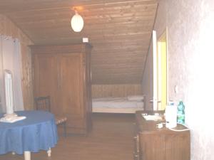 B&B / Chambres d'hotes LE CHEMINARD : Chambre Triple avec Douche