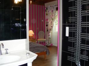 Maisons de vacances Gite de Kerlouerien Botsorhel : photos des chambres