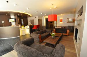 Hotels Logis Hotel Le Central : photos des chambres