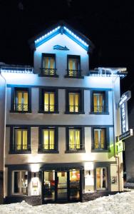 Hotels Logis Hotel Le Central : photos des chambres