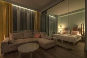 Ice Cream APARTMENTS