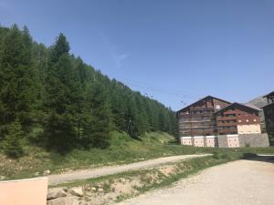 Appartements Studio chaleureux a la Foux D’Allos : photos des chambres