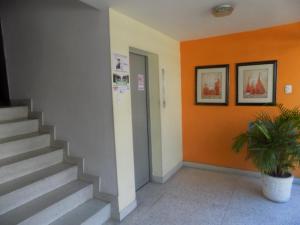 Apartaestudio amoblado Rodadero con excelente ubicación