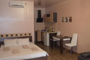 Quadruple Room with Private Bathroom room in Caramel'