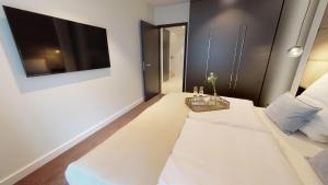 White Pearl Apartment 0.05