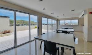 Opera Shopping Towers