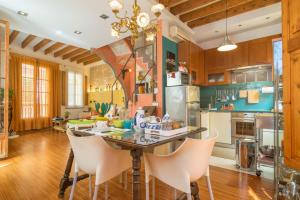 Miraclet - ADULTS ONLY