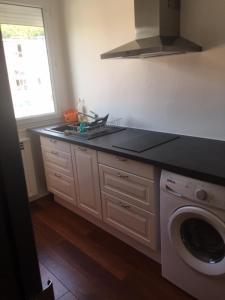 Appartements APPART 2 chambres+salon - Parking : photos des chambres
