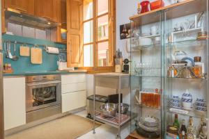 Miraclet - ADULTS ONLY