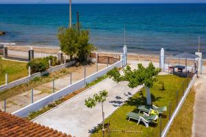 Kiko, the Coastline house Achaia Greece