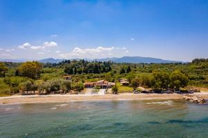 Kiko, the Coastline house Achaia Greece