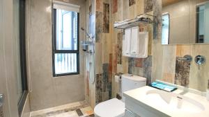 Phòng Tiêu chuẩn giường đôi có ban công (Standard Double Room with Balcony)