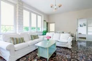 BeeApartments Żywiecka 49 - 新松奇