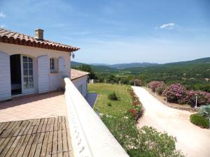 Villa 342 m2 classée 4 étoiles sur 1 ha - Provence