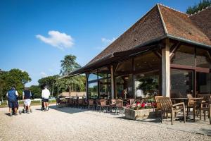 Hotels Domaine Du Roncemay - Les Collectionneurs : photos des chambres