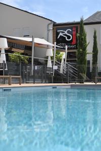 Hotels Logis Hotel Relais Saint Jacques - Chateauroux : photos des chambres
